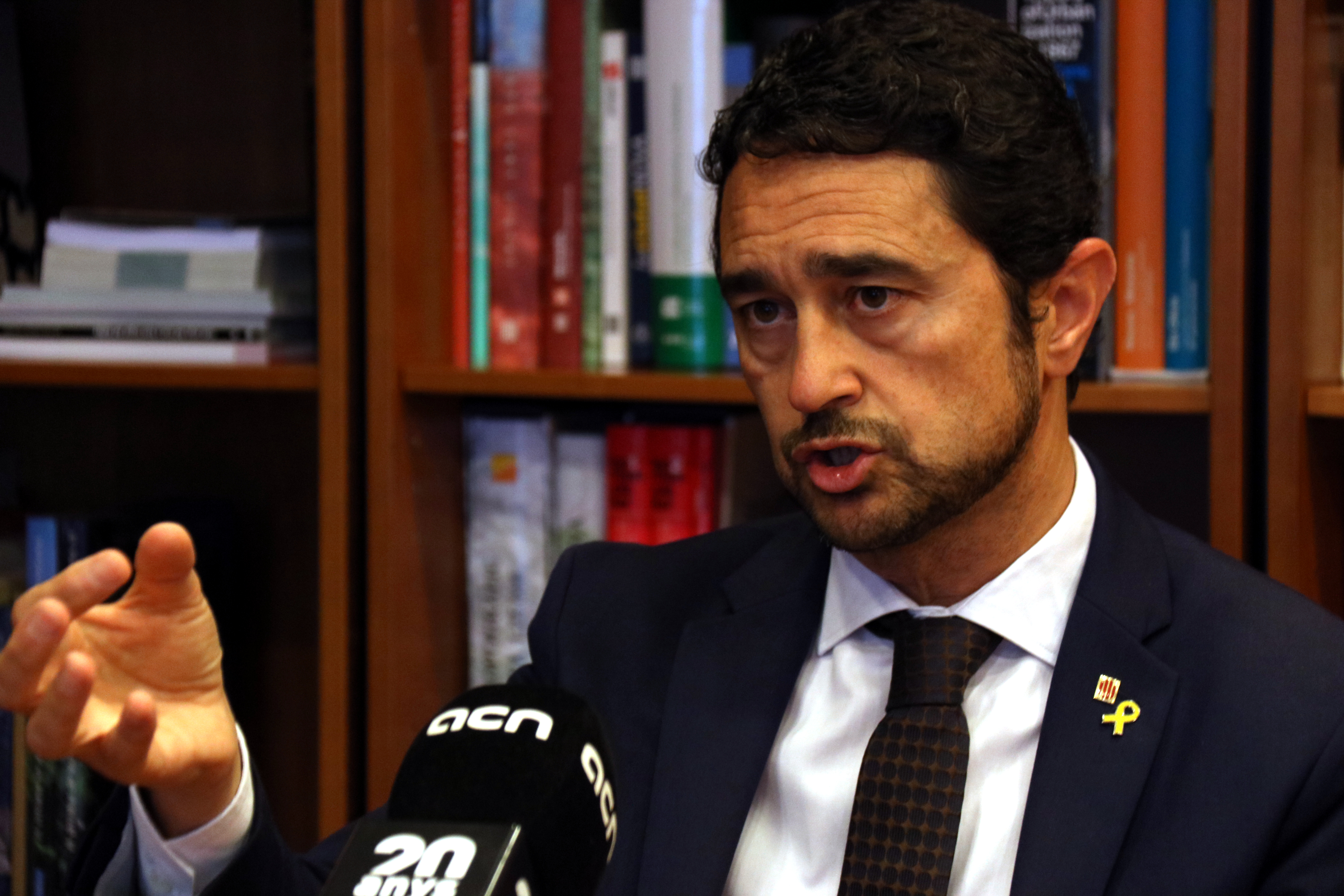 Minister for sustainability and territory Damià Calvet during an interview with ACN on August 3, 2019 (Aina Martí/ACN)